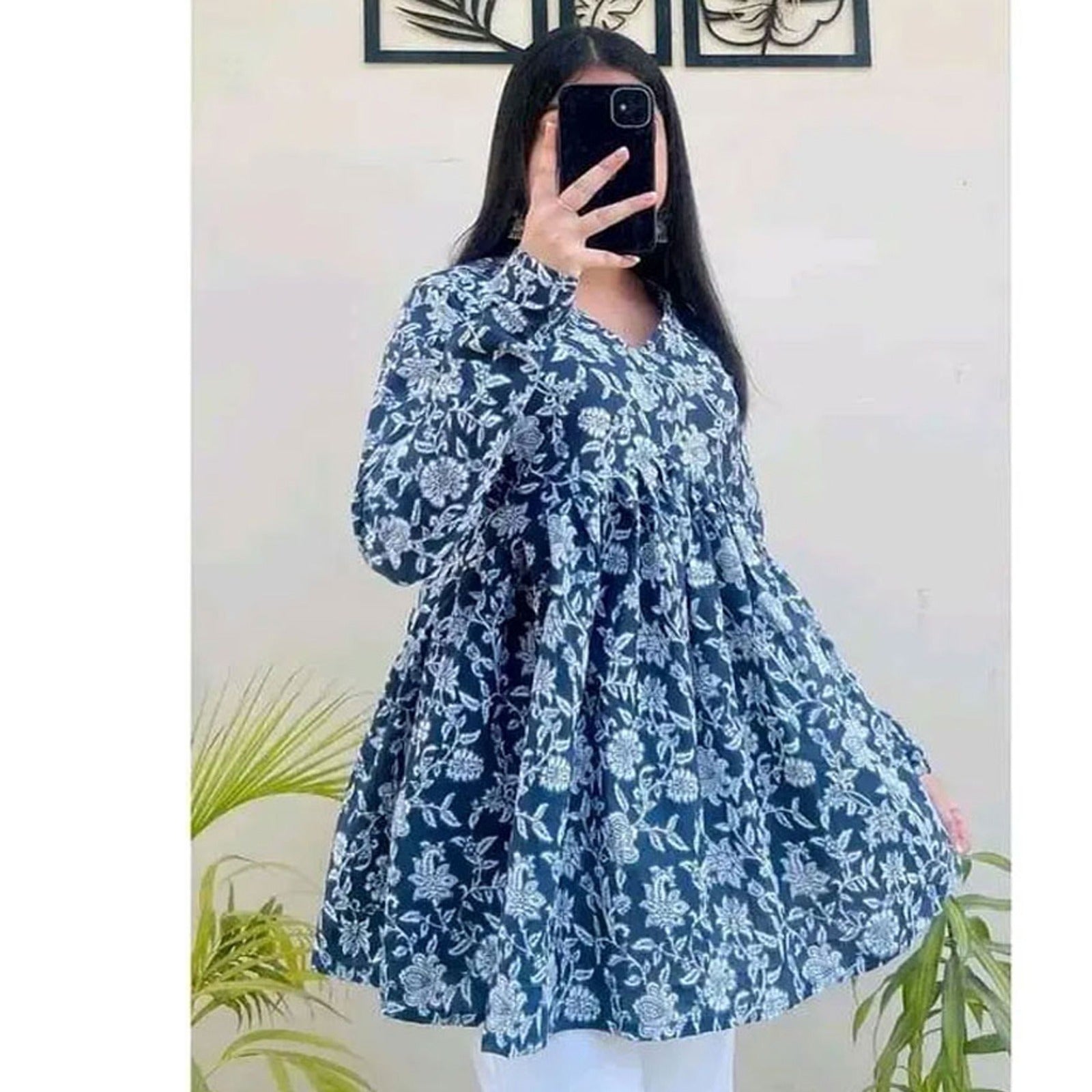 Ethnic Floral Printed Gathered V-Neck Short Kurti Top